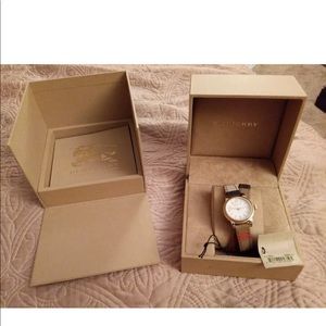 Authentic Burberry Double Strap ♥️♥️